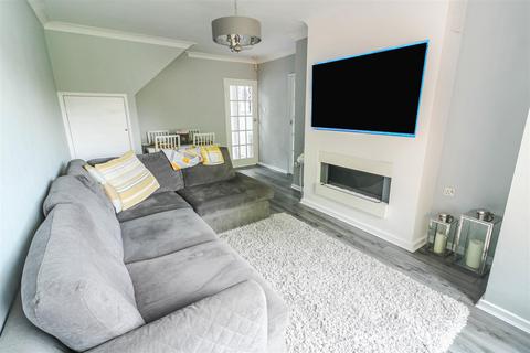 210 Halling Hill, Harlow, CM20 3JR