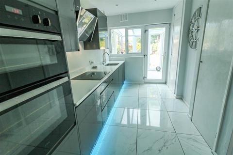 210 Halling Hill, Harlow, CM20 3JR