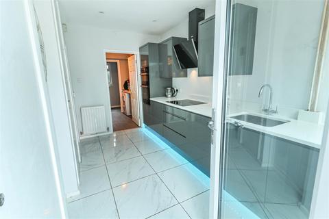 210 Halling Hill, Harlow, CM20 3JR