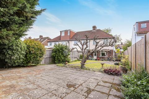 52 Windborough Road, Carshalton, SM5 4QJ