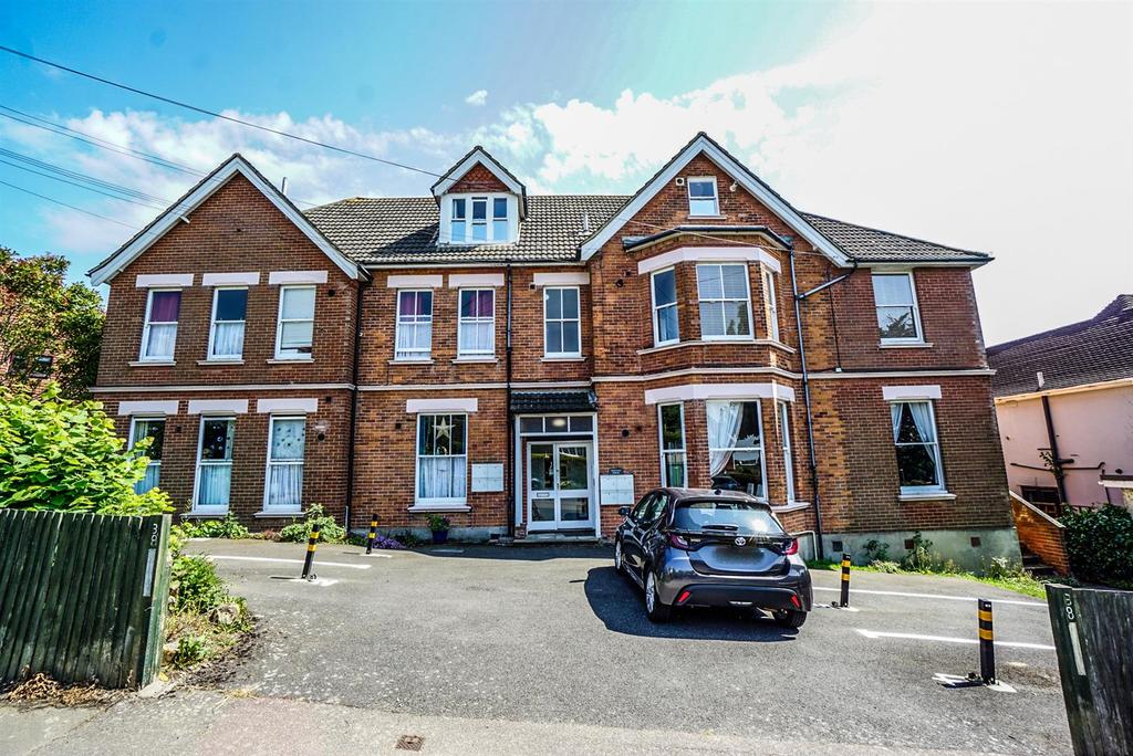 Filsham Road, St. LeonardsOnSea 1 bed flat for sale £145,000