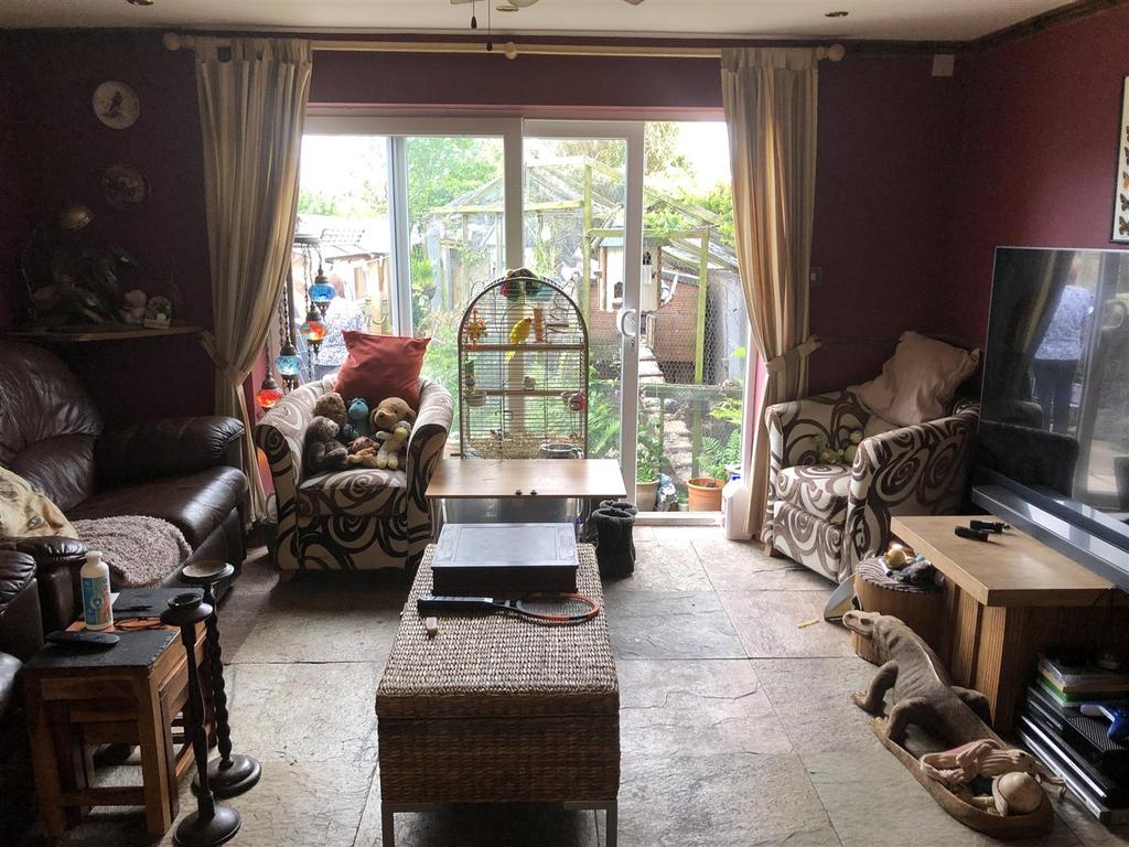 Ayrefield Road, Roby Mill 3 bed semidetached house £250,000