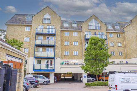 2 bedroom apartment for sale - Clarence Lodge, Hoddesdon