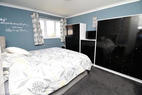 7 Dysons Close, Yatton, Bristol, BS49 4DP