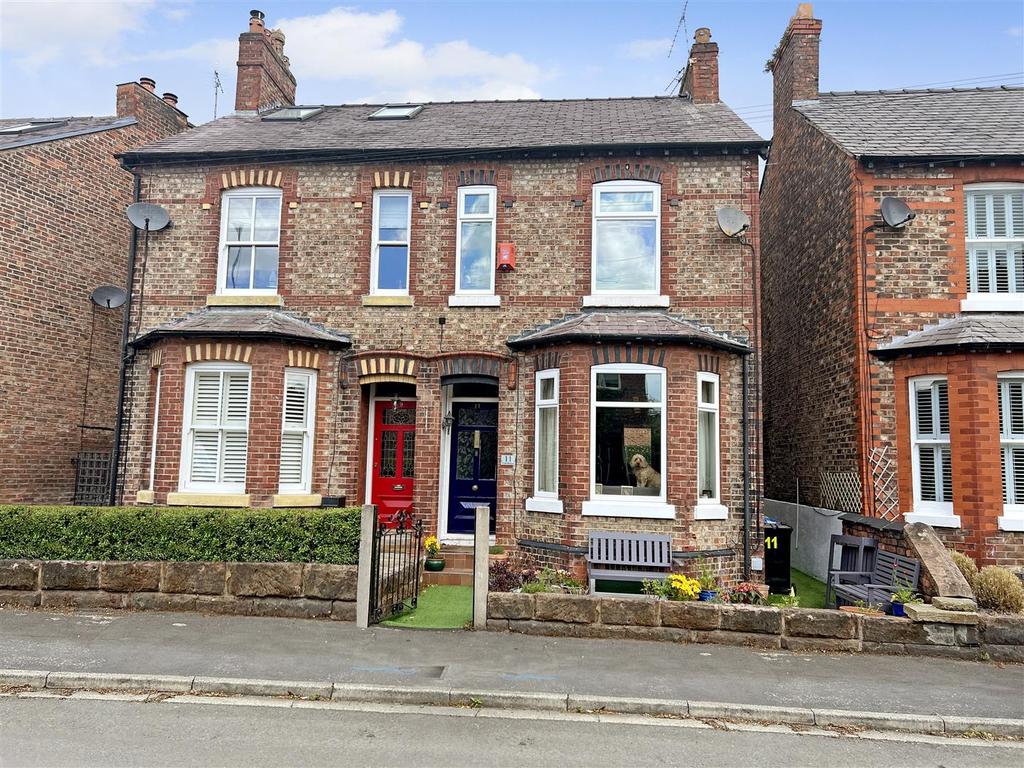 York Road, Bowdon, Altrincham 3 bed semidetached house £500,000