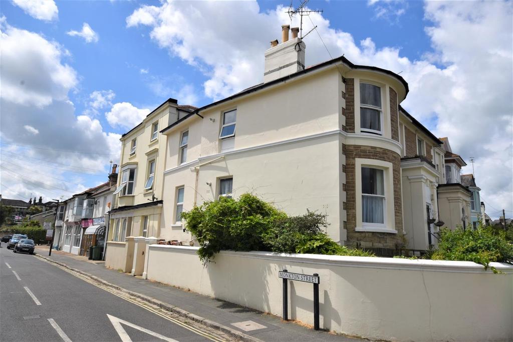 The Strand, Ryde, PO33 1JD 2 bed flat for sale £175,000