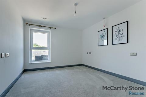2 bedroom apartment for sale, Augustus House, Station Parade, Virginia Water, GU25 4BB