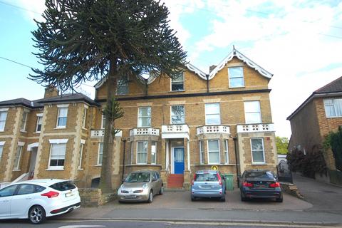 2 bedroom apartment to rent, 30 Crescent Road, Warley, CM14