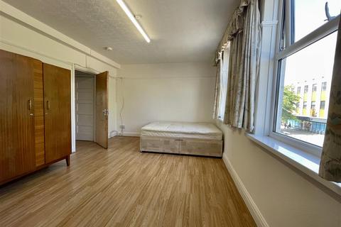undefined, Northolt Road, Harrow