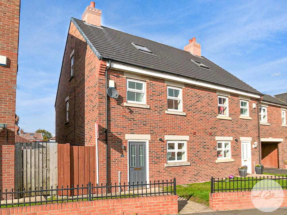 Freemans Way, Thirsk, YO7 4 bed townhouse for sale £245,000