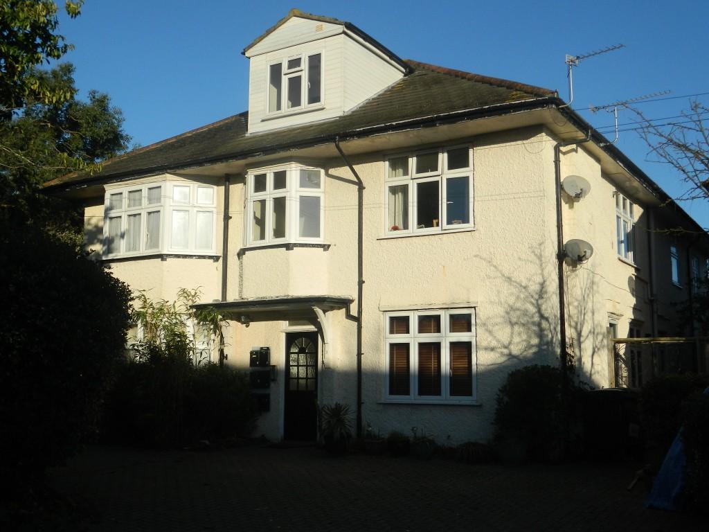 Newstead Road, Southbourne, Bournemouth 1 bed flat £650 pcm (£150 pw)
