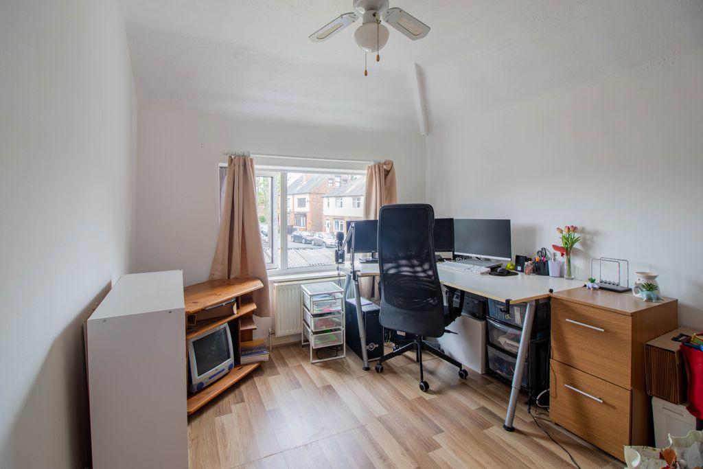 Bedroom 2 (Double)