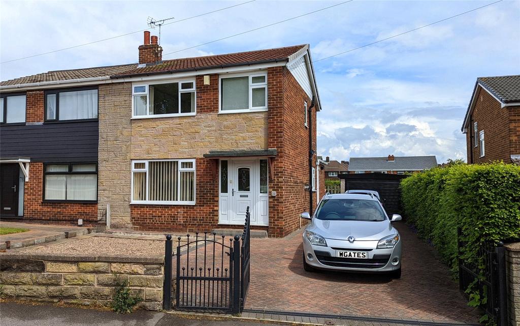 Greenside Road, Mirfield, West... 3 bed semidetached house £210,000