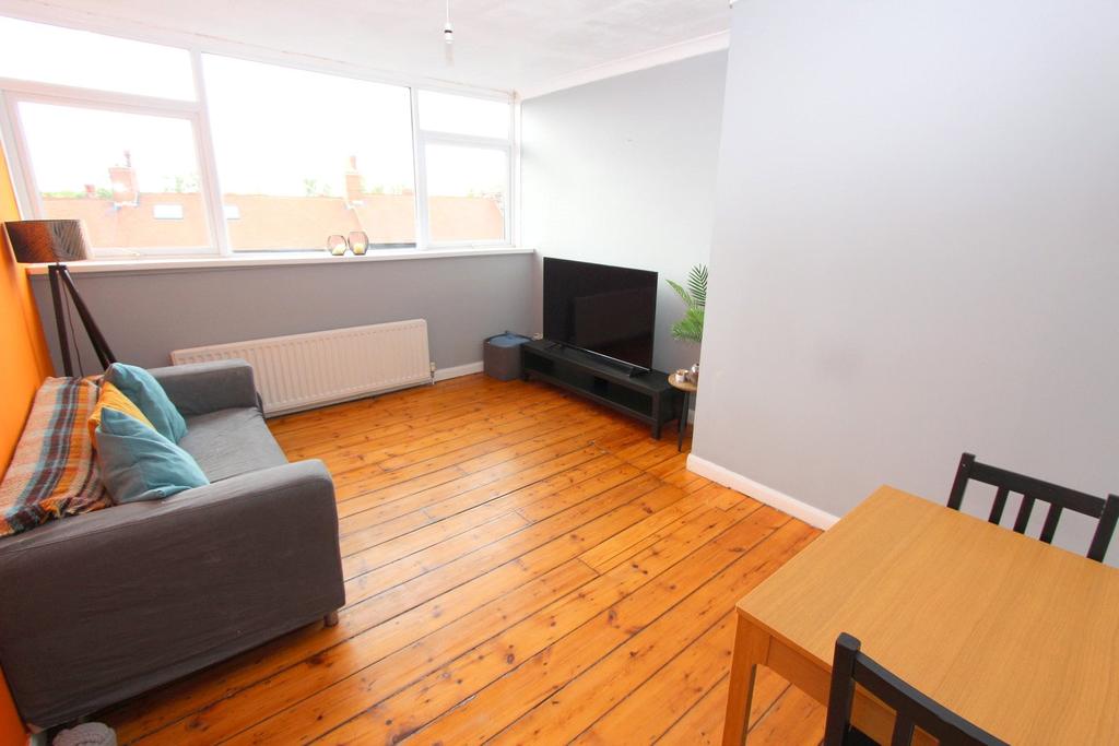 Whitley Road, Whitley Bay, NE26 2 bed apartment for sale £125,000