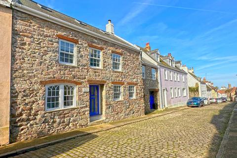 4 bedroom townhouse for sale, Little Street, Alderney GY9