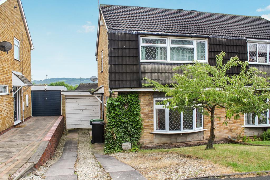 Hordern Crescent, Brierley Hill, DY5 3 bed semidetached house for sale