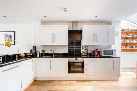 183 Glenarm Road, London, E5 0NB