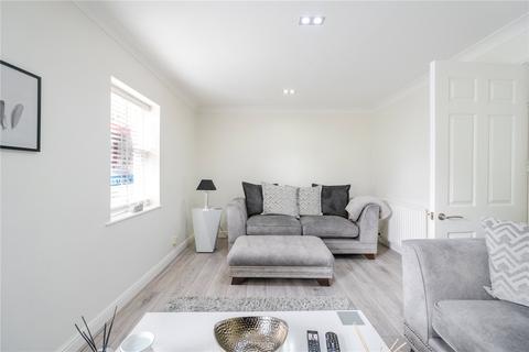4 Belraith Mews, Waltham, Grimsby, DN37 0JL