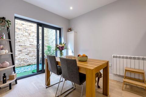 110 Raleigh Road, London, N8 0JA