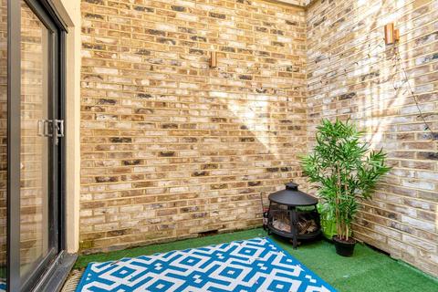110 Raleigh Road, London, N8 0JA