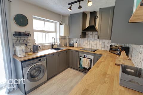 21 Gloucester Close, Bracebridge Heath, Lincoln, LN4 2TB