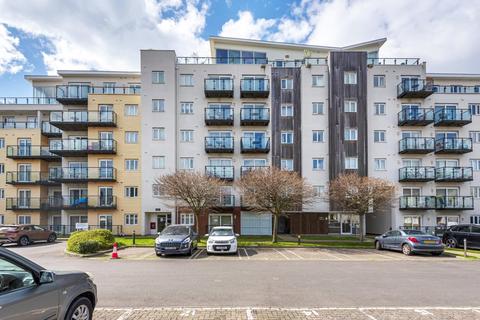 2 bedroom flat for sale, Admirals House, Gisors Road, Southsea, Hampshire, PO4