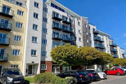 2 bedroom flat for sale, Admirals House, Gisors Road, Southsea, Hampshire, PO4