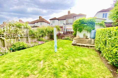 17 Townsend Lane, London, NW9 7JG
