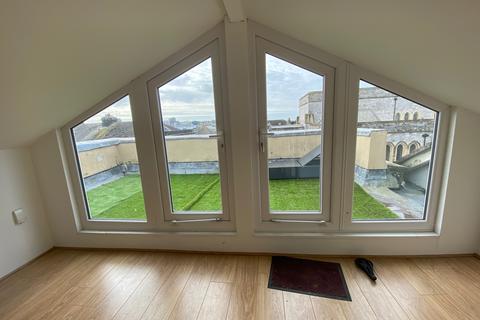 4 bedroom end of terrace house for sale - 17 Wyndham Square, PLYMOUTH, PL1