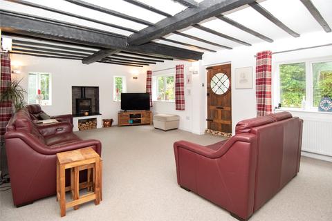 Whiteoaks Hill Top, Redditch, B97 5PQ