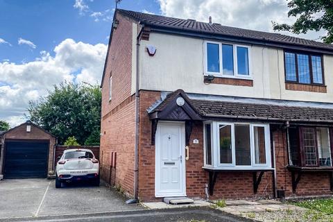 3 bedroom semi-detached house to rent - Innis Avenue, Newton Heath, Manchester, M40