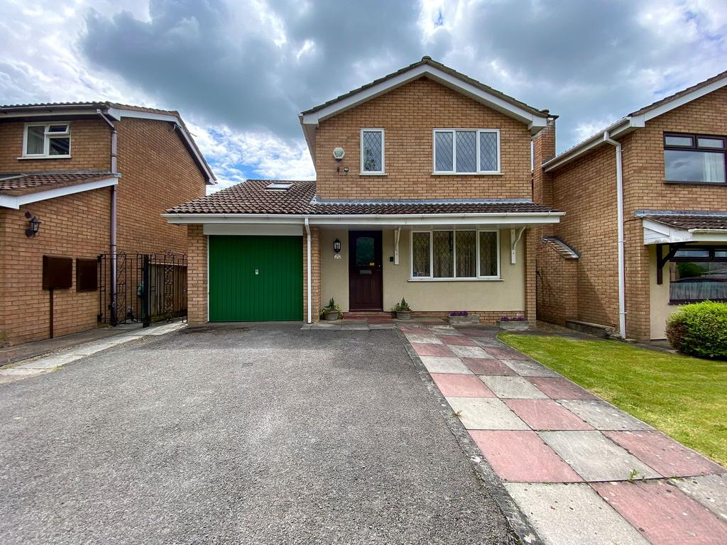 The Witheys, Bristol, BS14 3 bed detached house £400,000