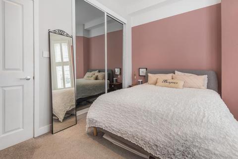 22a Beauchamp Road, London, SW11 1PQ