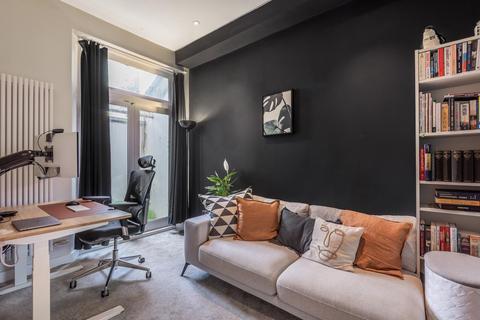 22a Beauchamp Road, London, SW11 1PQ
