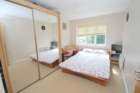 2 bedroom apartment for sale - London Road, Ashford, Surrey, TW15