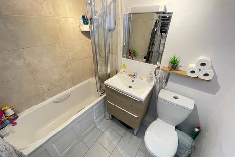45 Broughton Road, South Shields, NE33 2RR