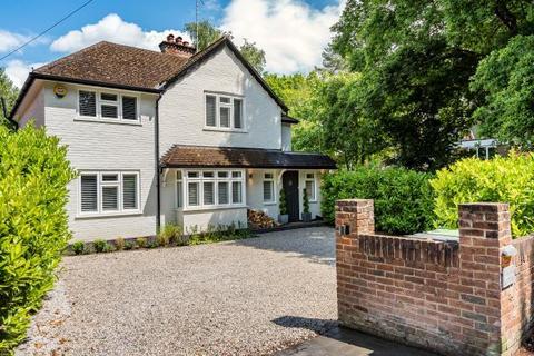 Wrentham School Road, Windlesham, GU20 6PB