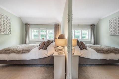 Wrentham School Road, Windlesham, GU20 6PB