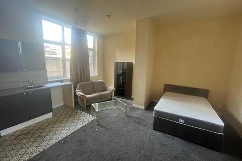 1 bedroom flat to rent - Tulketh Crescent Preston PR2 2RJ