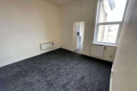 1 bedroom flat to rent, Tulketh Crescent Preston PR2 2RJ