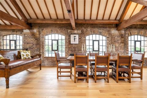 Flat 4, Execution Dock House, 80 Wapping High Street, London, E1W 2NE
