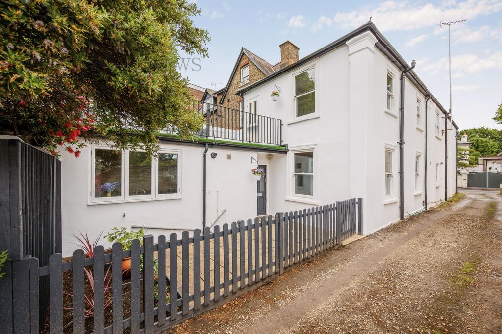 Ripley Villas, Castlebar Road, W5 2 bed house £725,000
