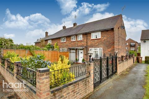 26 Knebworth Path, Borehamwood, WD6 2QW