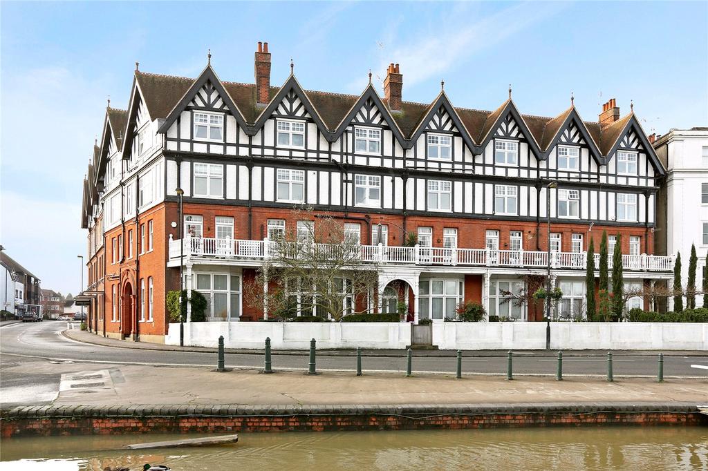 Royal Mansions