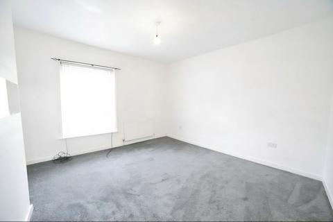 2 bedroom terraced house to rent, Warrington Street, Lees, Oldham, OL4