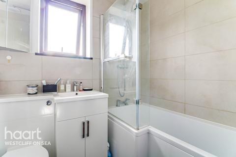 126 Campfield Road, Shoeburyness, Southend-on-sea, SS3 9BX