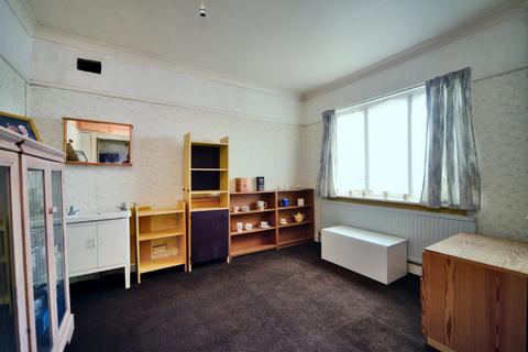 77 Sandy Lane, Cheam, Sutton, SM2 7EP