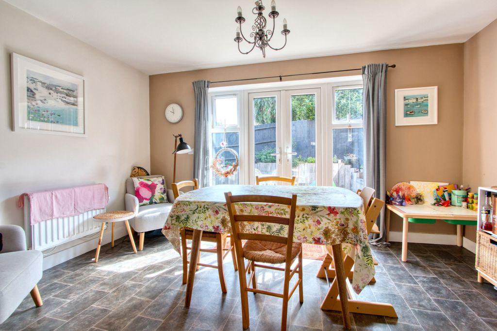 Grove Gate, Taunton TA2 6DF 4 bed semidetached house £290,000