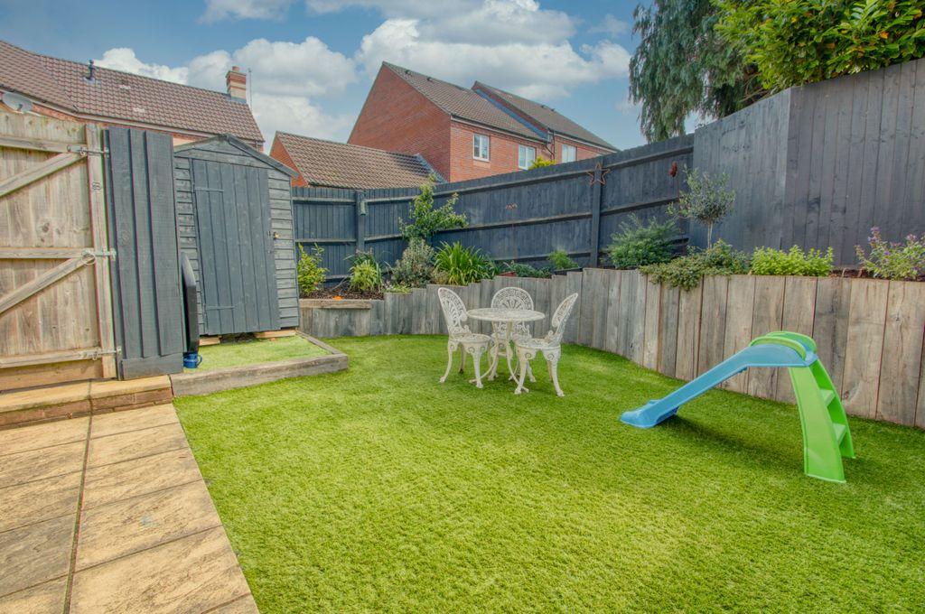Grove Gate, Taunton TA2 6DF 4 bed semidetached house £290,000