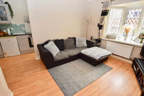 1 bedroom terraced house to rent, Kirkland Street, Pocklington